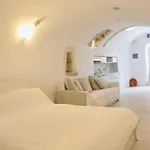 Holiday home Axion Aroniadika