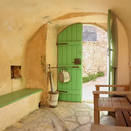 Dom wakacyjny Axion Aroniadhiánika