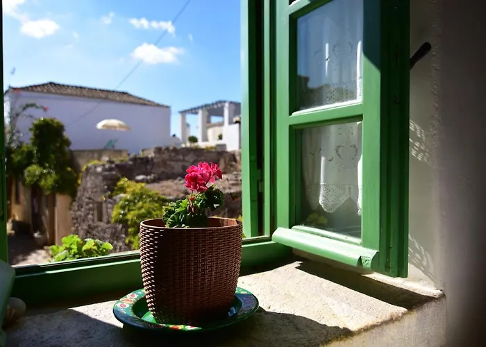 Axion Aroniadhiánika