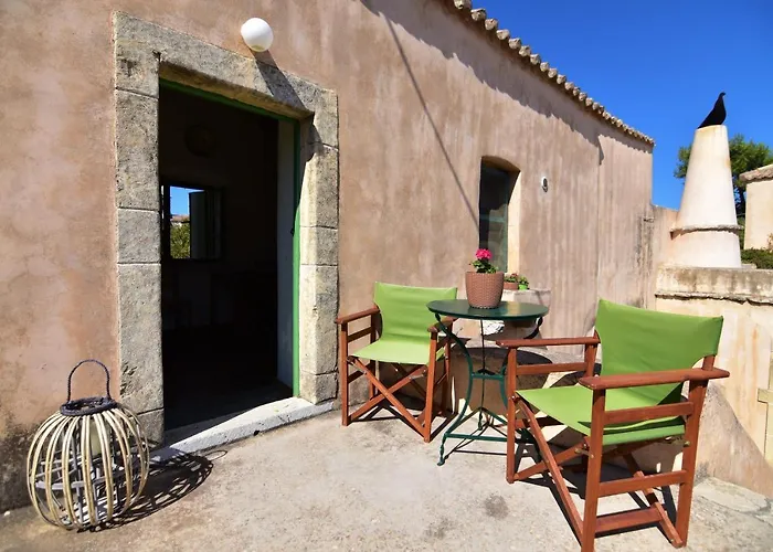 Axion * Aroniadhiánika